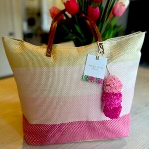 Insulated Tote! Perfect for Picnics..Or A large Lunch Tote...Travel Cooler! New!